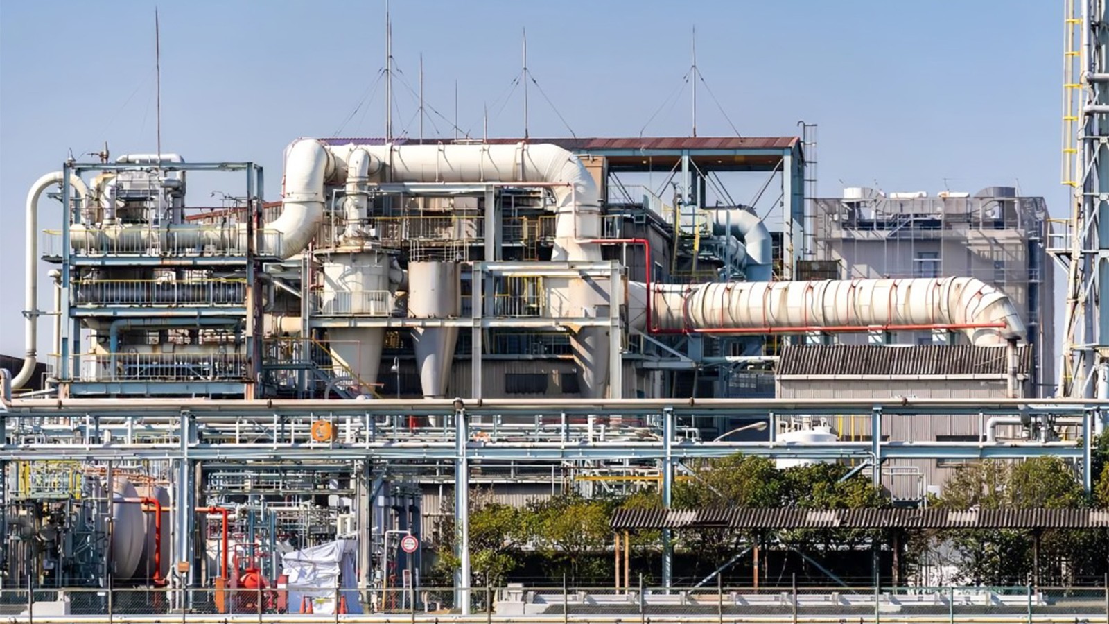 带防爆挠性连接管阀门：工业安全的守护者